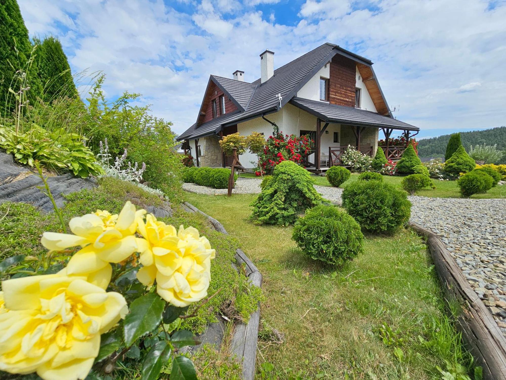 Chata W Bieszczadzie Apartamenty I Domki Z Sauna Bieszczady Polańczyk Exteriör bild