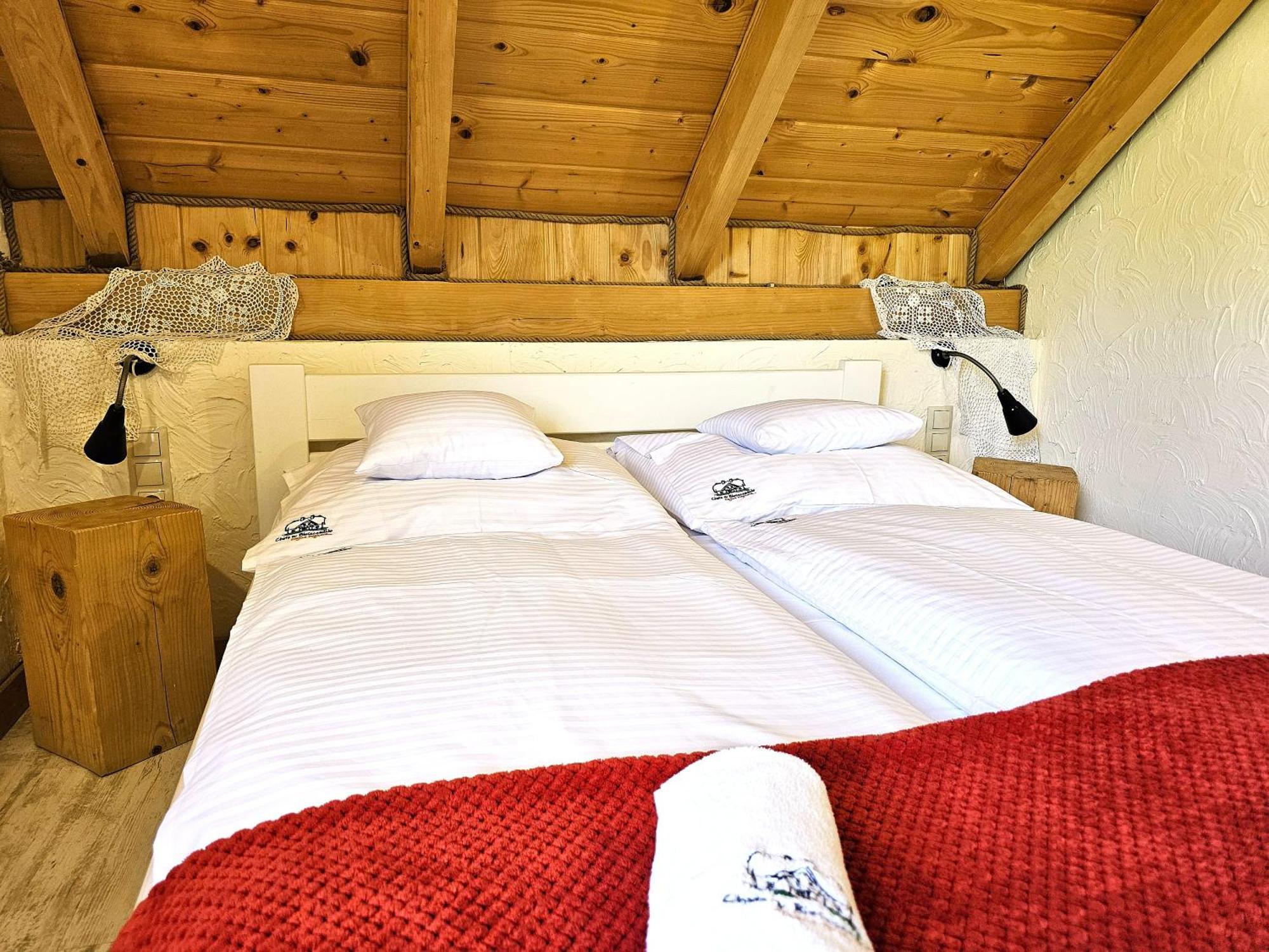 Chata W Bieszczadzie Apartamenty I Domki Z Sauna Bieszczady Polańczyk Exteriör bild